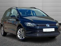 Black Used 2018 VW Golf VII SE Hatchback | £14,550 (Good price)