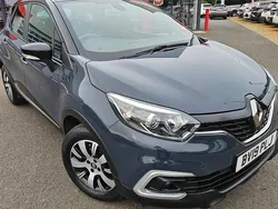 Blue Used 2019 Renault Captur Play SUV | £8,495 (Good price)