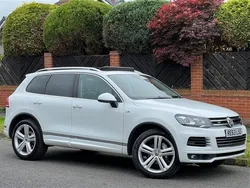White Used 2013 VW Touareg R-line SUV | £12,900 (Fair price)