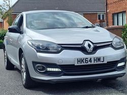 Silver Used 2015 Renault Mégane III Dynamique Hatchback | £1,995 (Super price)