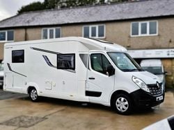 White Used 2019 Renault Master Van | £41,995