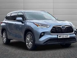 Moondust Used 2022 Toyota Highlander SUV | £38,595 (Fair price)