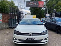 White Used 2019 VW Polo SE Hatchback | £8,999 (Fair price)