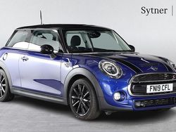 Blue Used 2019 Mini Cooper S Classic Hatchback | £14,000 (Fair price)