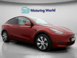 Red Used 2022 Tesla Model Y Long Range SUV | £24,700 (Good price)