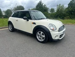 White Used 2010 Mini Cooper Hatch Hatchback | £1,795 (Super price)