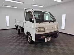 White Used 2024 Daihatsu Hijet MPV | £4,999
