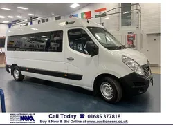 White Used 2017 Renault Master Van | £9,360 (Fair price)