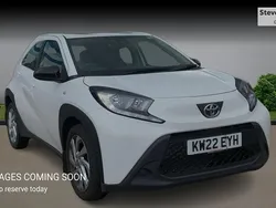 White Used 2022 Toyota Aygo PURE Hatchback | £11,202 (Fair price)