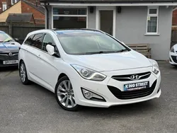 White Used 2013 Hyundai i40 Premium Estate | £4,650 (A bit pricey)