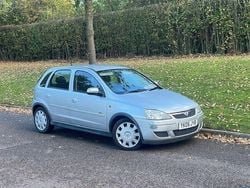 Silver Used 2006 Vauxhall Corsa Design Edition Hatchback | £2,395 (Super price)