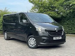 Jet black Used 2021 Renault Trafic Business Van | £10,495 (Super price)