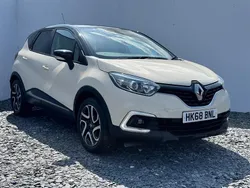 White Used 2019 Renault Captur Iconic SUV | £9,495 (Fair price)