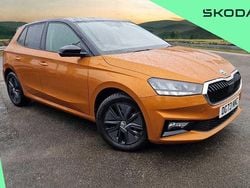 Phoenix orange metallic body / black magic pearl effect roof Used 2023 Skoda Fabia Colour Edition Hatchback | £15,200 (Fair price)
