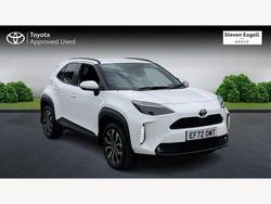 White Used 2023 Toyota Yaris Hybrid Design Hatchback | £20,352 (A bit pricey)