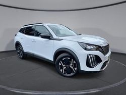 White Used 2023 Peugeot 2008 Allure SUV | £17,999 (Fair price)