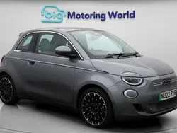 Used 2025 Fiat 500e La Prima Hatchback | £14,500 (Super price)
