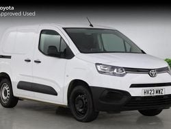 White Used 2023 Toyota Proace Active Van | £12,000 (Good price)