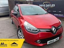 Red Used 2016 Renault Clio IV Dynamique Hatchback | £4,699 (Fair price)