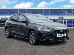 Black Used 2022 Ford Focus ST-Line Hatchback | £15,295 (Fair price)