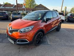Orange/black Used 2016 Renault Captur Dynamique SUV | £7,995 (Fair price)