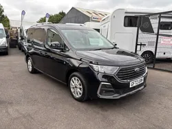 Black Used 2022 Ford Tourneo Connect Titanium MPV | £19,200 (Good price)