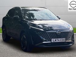 Black Used 2024 Nissan Qashqai N-Connecta SUV | £20,907 (Fair price)