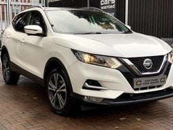 White Used 2020 Nissan Qashqai N-Connecta SUV | £9,995 (Super price)