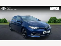 Blue Used 2018 Toyota Auris Hybrid Design Hatchback | £11,799 (Fair price)