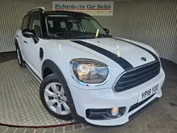 White Used 2018 Mini Cooper Countryman SUV | £11,000 (Good price)