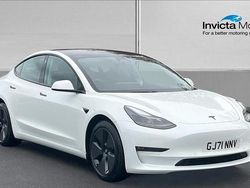 Pearl white multicoat Used 2021 Tesla Model 3 Long Range AWD Sedan | £21,900 (Fair price)