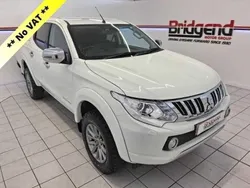 White Used 2016 Mitsubishi L200 Pickup | £16,499 (Fair price)