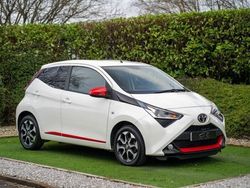 White Used 2019 Toyota Aygo Trend Hatchback | £11,295 (Fair price)
