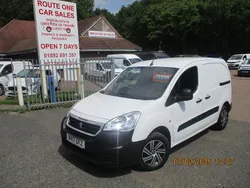 White Used 2017 Peugeot Partner MPV | £5,995 (Fair price)