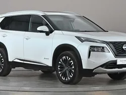 White Used 2024 Nissan X-Trail Tekna SUV | £35,999