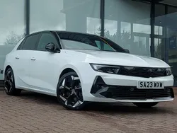 White Used 2023 Vauxhall Astra GSe Hatchback | £20,498 (Fair price)