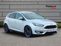Silver Used 2015 Ford Focus Zetec Hatchback | £6,995 (Expensive)