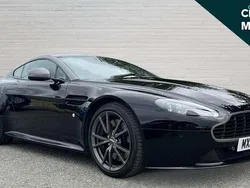 Black Used 2015 Aston Martin Vantage Coupe | £44,980 (Super price)