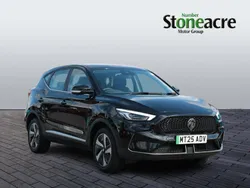 Black New 2025 MG ZS SE Sedan | £20,498 (Fair price)