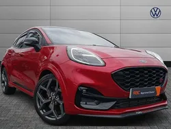 Red Used 2023 Ford Puma Gen-E ST SUV | £20,799 (Fair price)