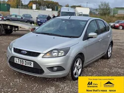 Silver Used 2009 Ford Focus Zetec Hatchback | £3,888 (Fair price)