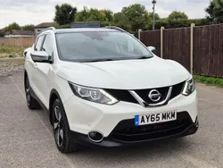 White Used 2015 Nissan Qashqai N-TEC SUV | £10,790 (Good price)
