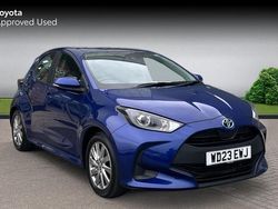 Used 2025 Toyota Yaris Hybrid Hatchback | £17,390 (Super price)