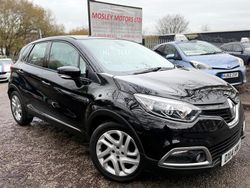 Black Used 2014 Renault Captur Dynamique SUV | £3,990 (Fair price)