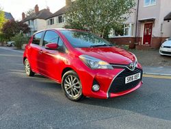 Red Used 2016 Toyota Yaris Hatchback | £4,650 (Good price)
