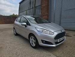 Silver Used 2014 Ford Fiesta Zetec Hatchback | £2,195 (Fair price)