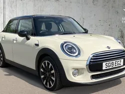White Used 2019 Mini Cooper Exclusive Hatchback | £14,710 (Fair price)