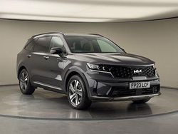 Platinum graphite Used 2023 Kia Sorento SUV | £37,400 (Fair price)