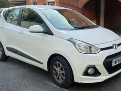 White Used 2016 Hyundai i10 Premium Hatchback | £9,488 (Fair price)