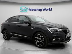 Black Used 2022 Renault Arkana Version S SUV | £14,400 (Good price)